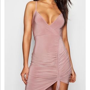 *NWT* Ruched bodycon dress